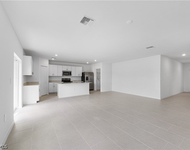 4090 San Felice Lane - Photo Thumbnail 9