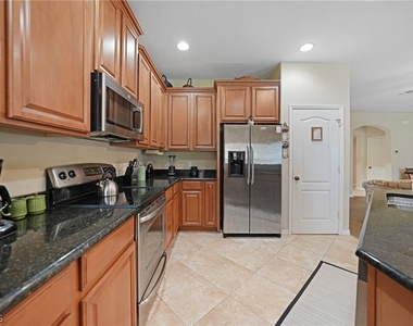 2454 Blackburn Circle - Photo Thumbnail 3