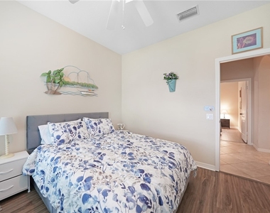 2454 Blackburn Circle - Photo Thumbnail 13