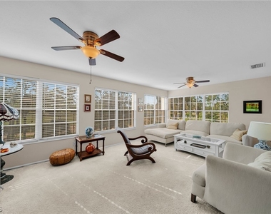 13540 Stratford Place Circle - Photo Thumbnail 8