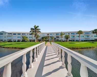 13540 Stratford Place Circle - Photo Thumbnail 24