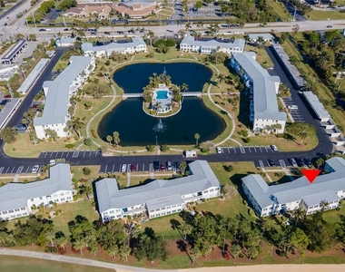 13540 Stratford Place Circle - Photo Thumbnail 20
