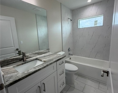 1144/1146 Sw 47th Terrace - Photo Thumbnail 16