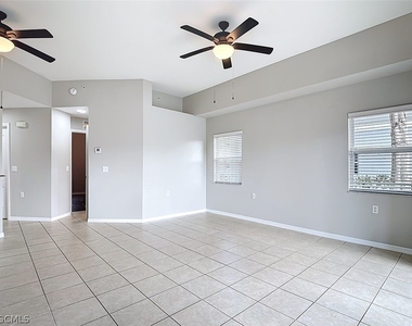 12151 Summergate Circle - Photo Thumbnail 8
