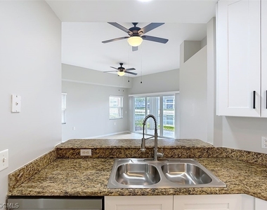 12151 Summergate Circle - Photo Thumbnail 4