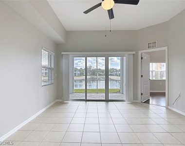 12151 Summergate Circle - Photo Thumbnail 12
