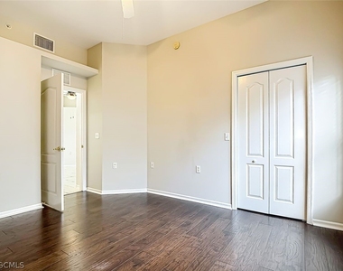 12151 Summergate Circle - Photo Thumbnail 23