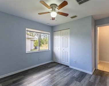 4716 1st Street Sw - Photo Thumbnail 3