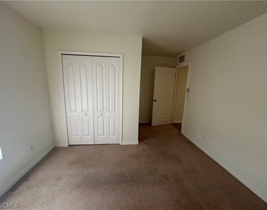 227 Nw 3rd Terrace - Photo Thumbnail 11
