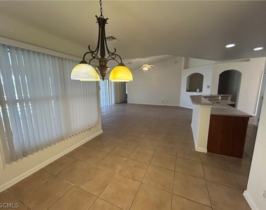 227 Nw 3rd Terrace - Photo Thumbnail 2
