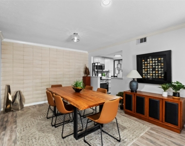 604 S Ripple Creek Drive - Photo Thumbnail 12