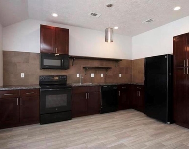 995 Junell Street - Photo Thumbnail 1