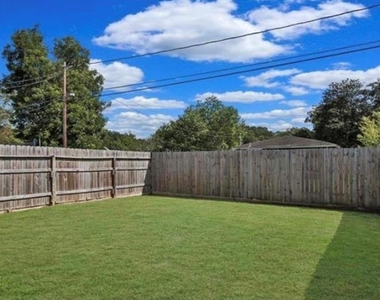 995 Junell Street - Photo Thumbnail 6
