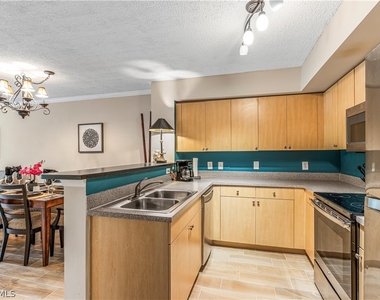 8754 River Homes Lane - Photo Thumbnail 4