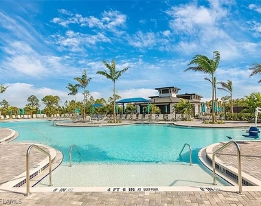 12180 Wellen Golf Street - Photo Thumbnail 30