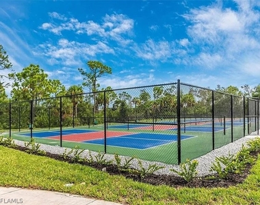 12180 Wellen Golf Street - Photo Thumbnail 35