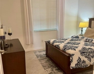 12180 Wellen Golf Street - Photo Thumbnail 8
