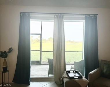 12180 Wellen Golf Street - Photo Thumbnail 3