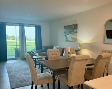12180 Wellen Golf Street - Photo Thumbnail 2