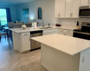 12180 Wellen Golf Street - Photo Thumbnail 12