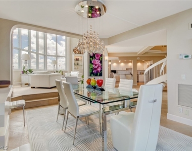 4041 Gulf Shore Boulevard N - Photo Thumbnail 12