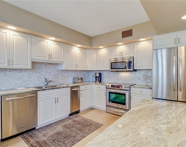4041 Gulf Shore Boulevard N - Photo Thumbnail 10