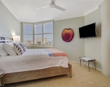 4041 Gulf Shore Boulevard N - Photo Thumbnail 22