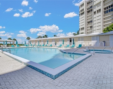 4041 Gulf Shore Boulevard N - Photo Thumbnail 30