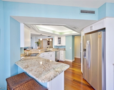 4041 Gulf Shore Boulevard N - Photo Thumbnail 24