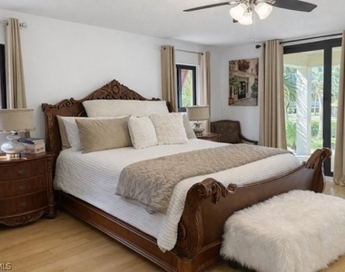 6040 Pelican Bay Boulevard - Photo Thumbnail 9
