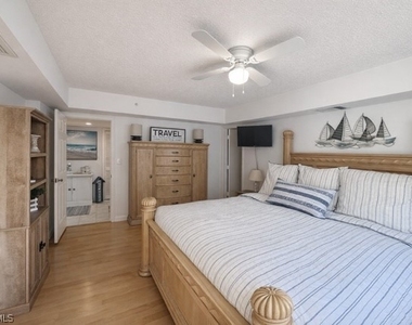 6040 Pelican Bay Boulevard - Photo Thumbnail 13