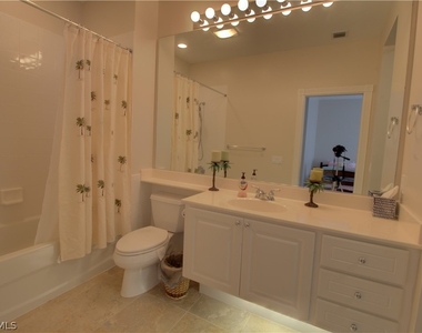 8109 Chianti Lane - Photo Thumbnail 32