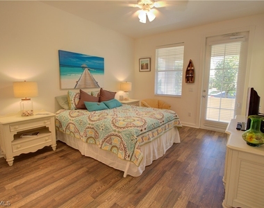 8109 Chianti Lane - Photo Thumbnail 9