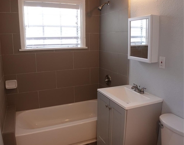 3320 Blodgett - Photo Thumbnail 7