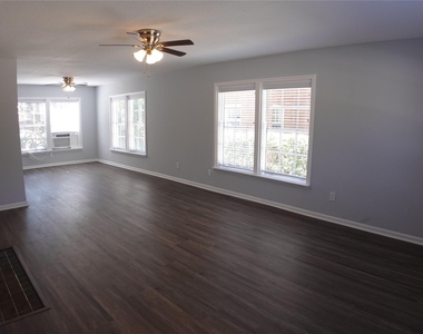3320 Blodgett - Photo Thumbnail 2