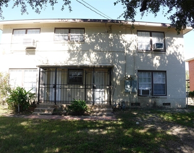 3320 Blodgett - Photo Thumbnail 10