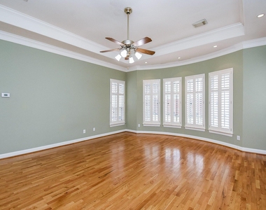 3015 Bonnebridge Way Boulevard - Photo Thumbnail 16