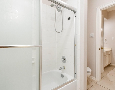 3015 Bonnebridge Way Boulevard - Photo Thumbnail 21