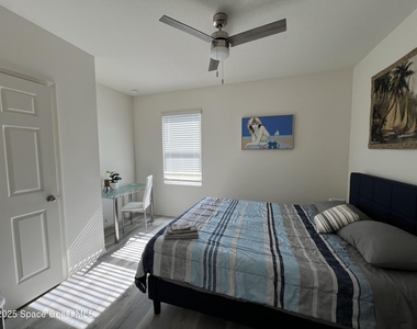 976 Trinity Street - Photo Thumbnail 12