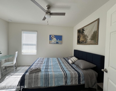 976 Trinity Street - Photo Thumbnail 10