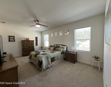976 Trinity Street - Photo Thumbnail 42