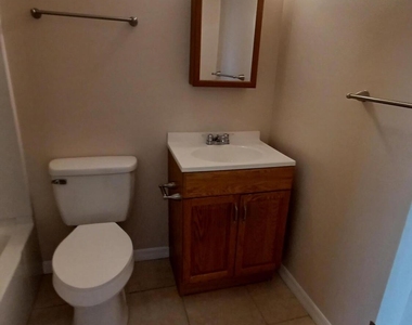 280 Ulster Lane - Photo Thumbnail 17
