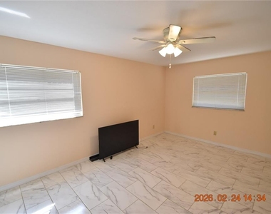 5028 16th Street - Photo Thumbnail 13