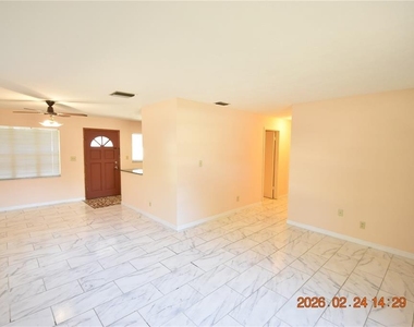 5028 16th Street - Photo Thumbnail 3