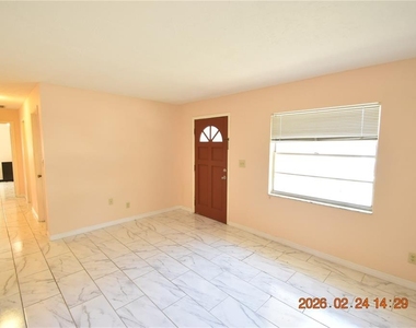 5028 16th Street - Photo Thumbnail 2