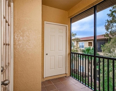 4305 Bayside Village Drive - Photo Thumbnail 15