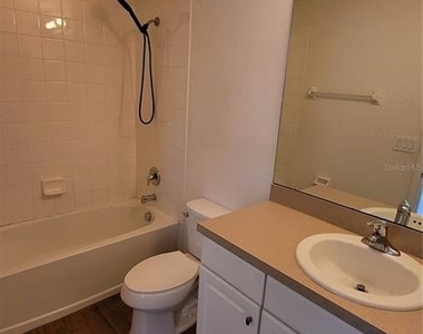 8810 Walnut Gable Court - Photo Thumbnail 6