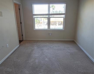 8810 Walnut Gable Court - Photo Thumbnail 5