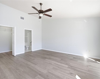 3731 W Cass Street - Photo Thumbnail 14
