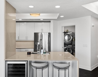 1209 E Cumberland Avenue - Photo Thumbnail 9